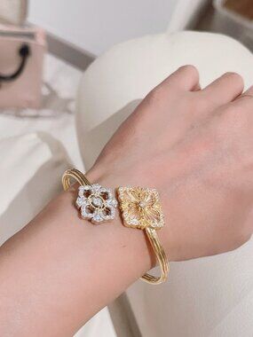 Buccellati Double Flower Diamond Bangle